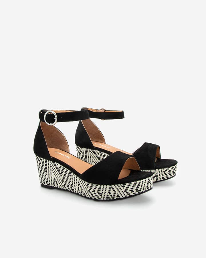 Sandale chic Nessy noire Adige Sandale noire compensée