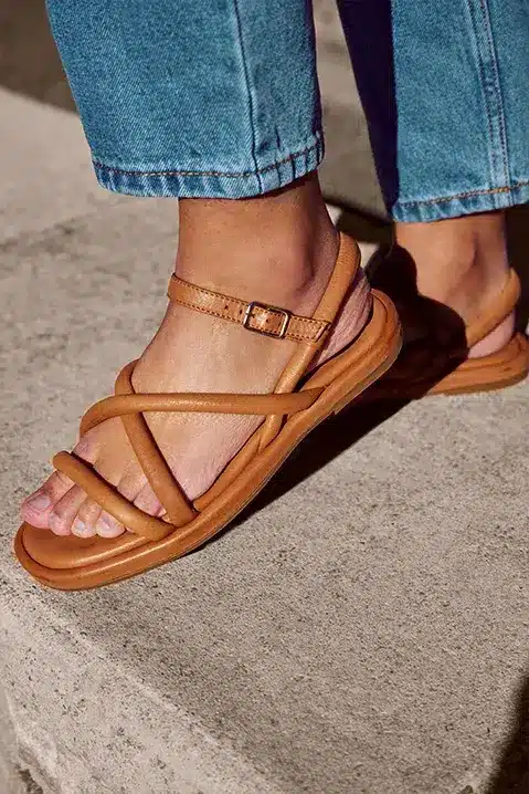 Sweet sandals bana