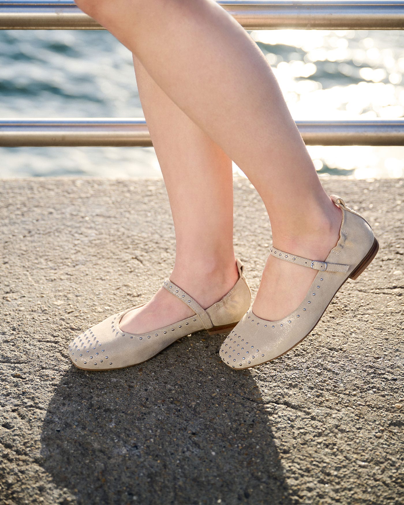 Ballerine clous dorée Hap Adige