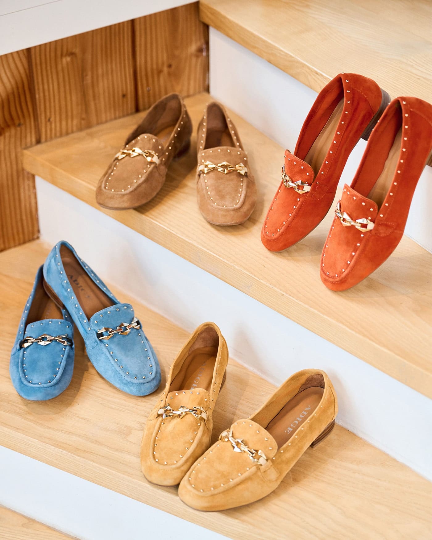 collection mocassins en daim kama adige