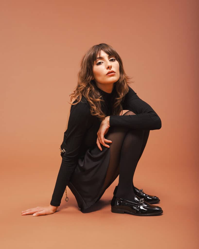 Mocassin verni noir femme