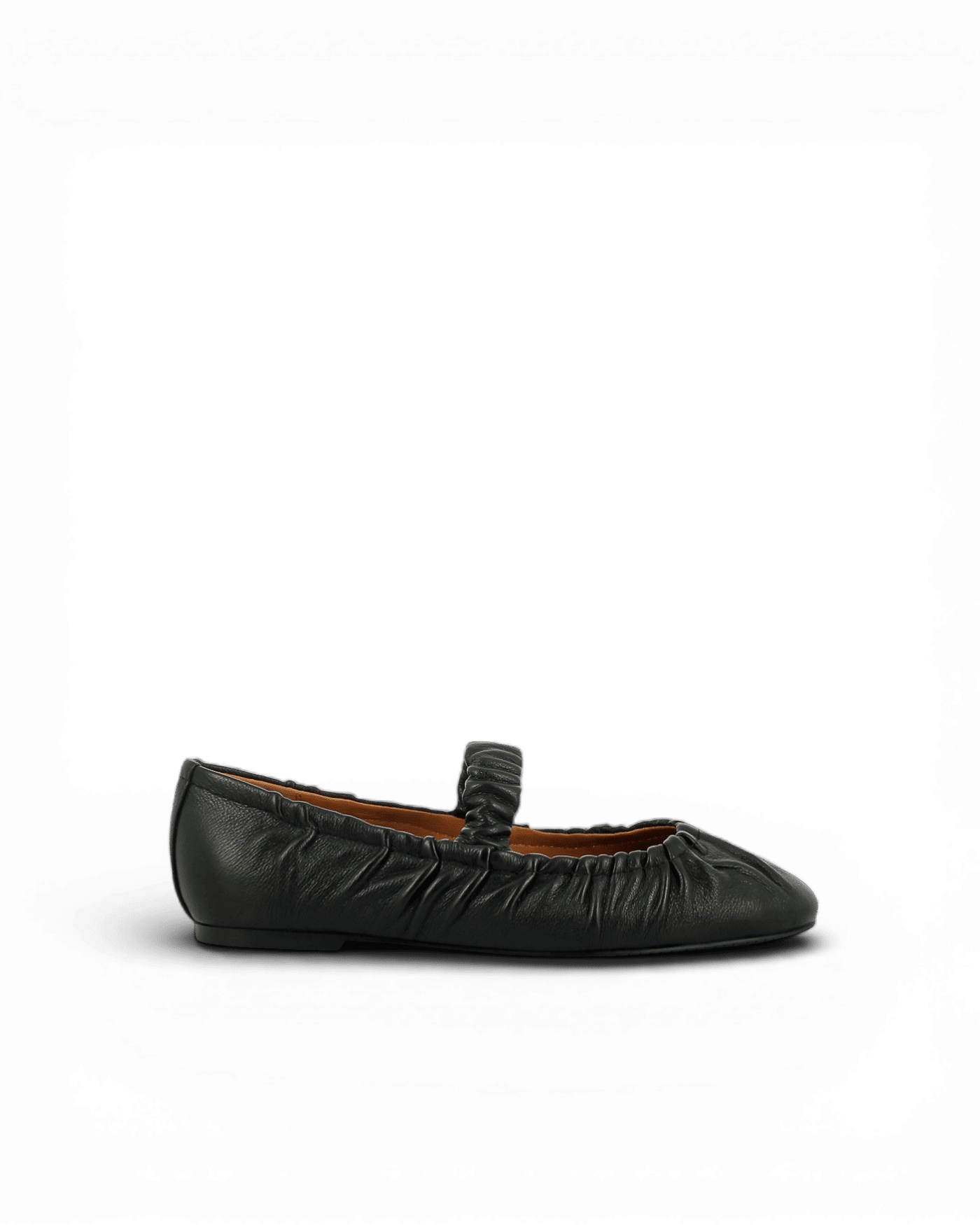 ballerine en cuir noir