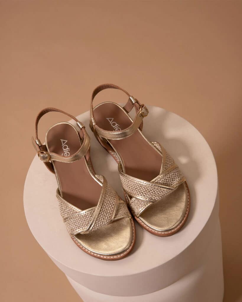 sandale raphia femme dorée