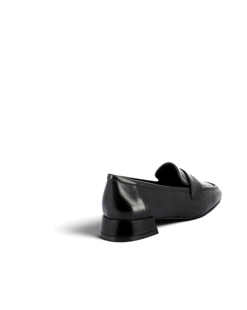 Mocassin petit talon femme noir Ilias