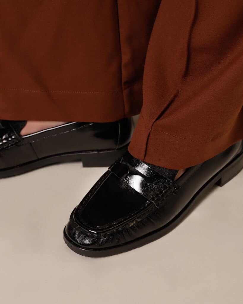 Mocassin à poil femme noir Kuri