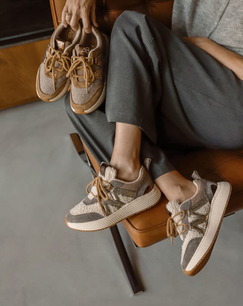 Basket fourrure femme en cuir gris Omega 3