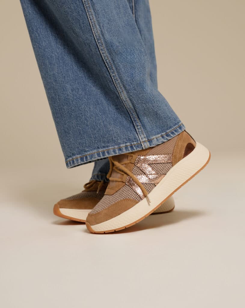 Basket fourrure femme en cuir camel